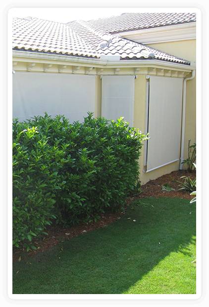 about-1-copy Retractable awning at home
